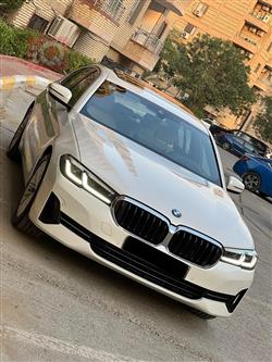 بی ئێم دەبڵیو سیریەس 5